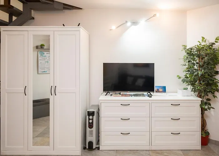 Le Mura Station Modern House - Parcheggio & Wi-fi Gratis Φεράρα