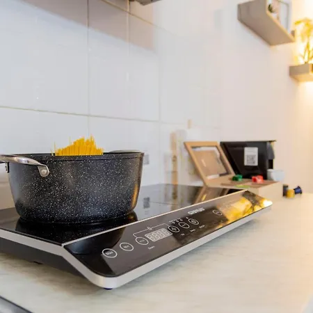 Le Mura Station Modern House - Parcheggio & Wi-fi Gratis * Φεράρα