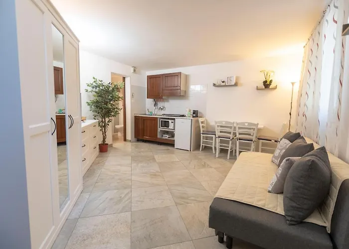 Le Mura Station Modern House - Parcheggio&wi-fi Gratis Casa vacanze Ferrara