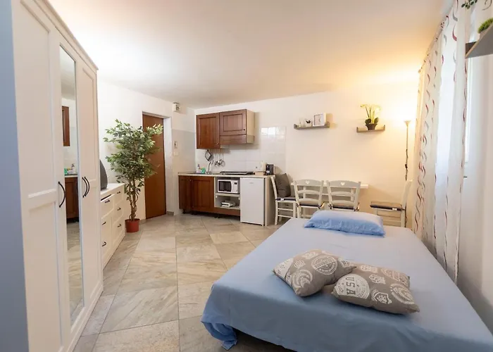 Casa vacanze Le Mura Station Modern House - Parcheggio&wi-fi Gratis